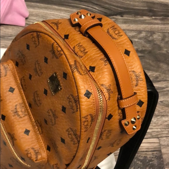 NWT MCM Camel/Black Backpack - Picture 3 of 8